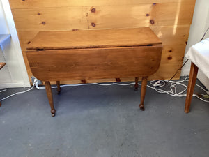 Mid 19th Century Drop Leaf Table