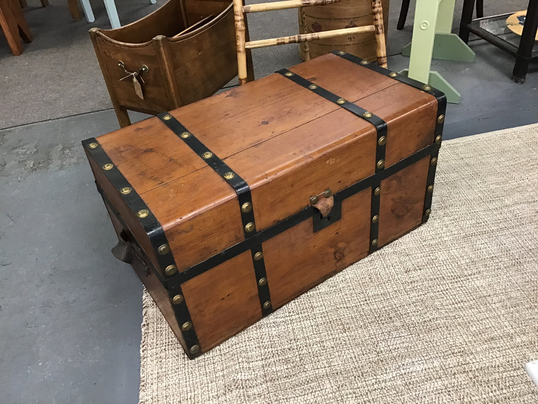 Antique Pine Trunk 28x15x15h