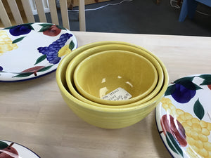 Vintage McCoy Yellow Nesting Bowls