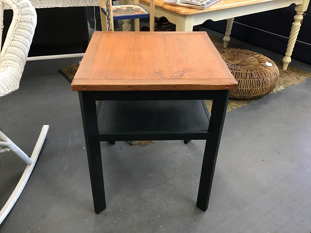 Handcrafted Dark Green End Table 28