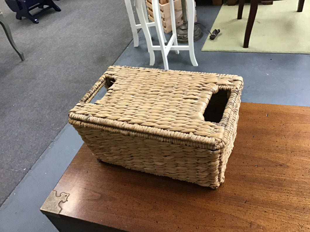 Small Basket with Cover 13”