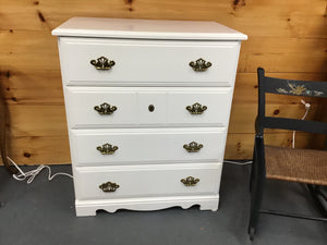 White 4 Drawer Dresser 33x19x40h